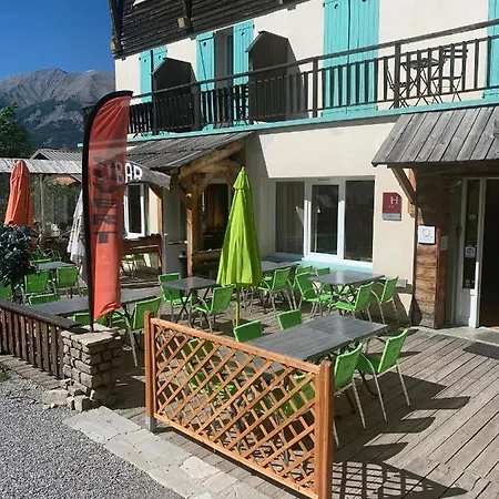 L'équipe Hotel Le Sauze